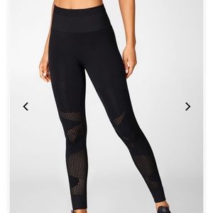 Fabletics | High-Waisted Seamless Mesh Legging